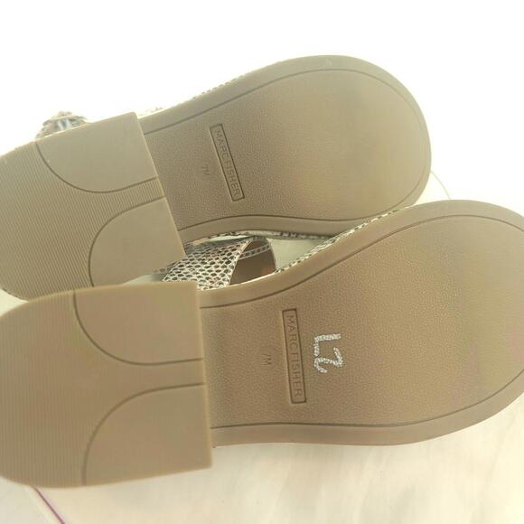 Marc Fisher White Reptile Print Platform Sandals Size 7 - Picture 11 of 13